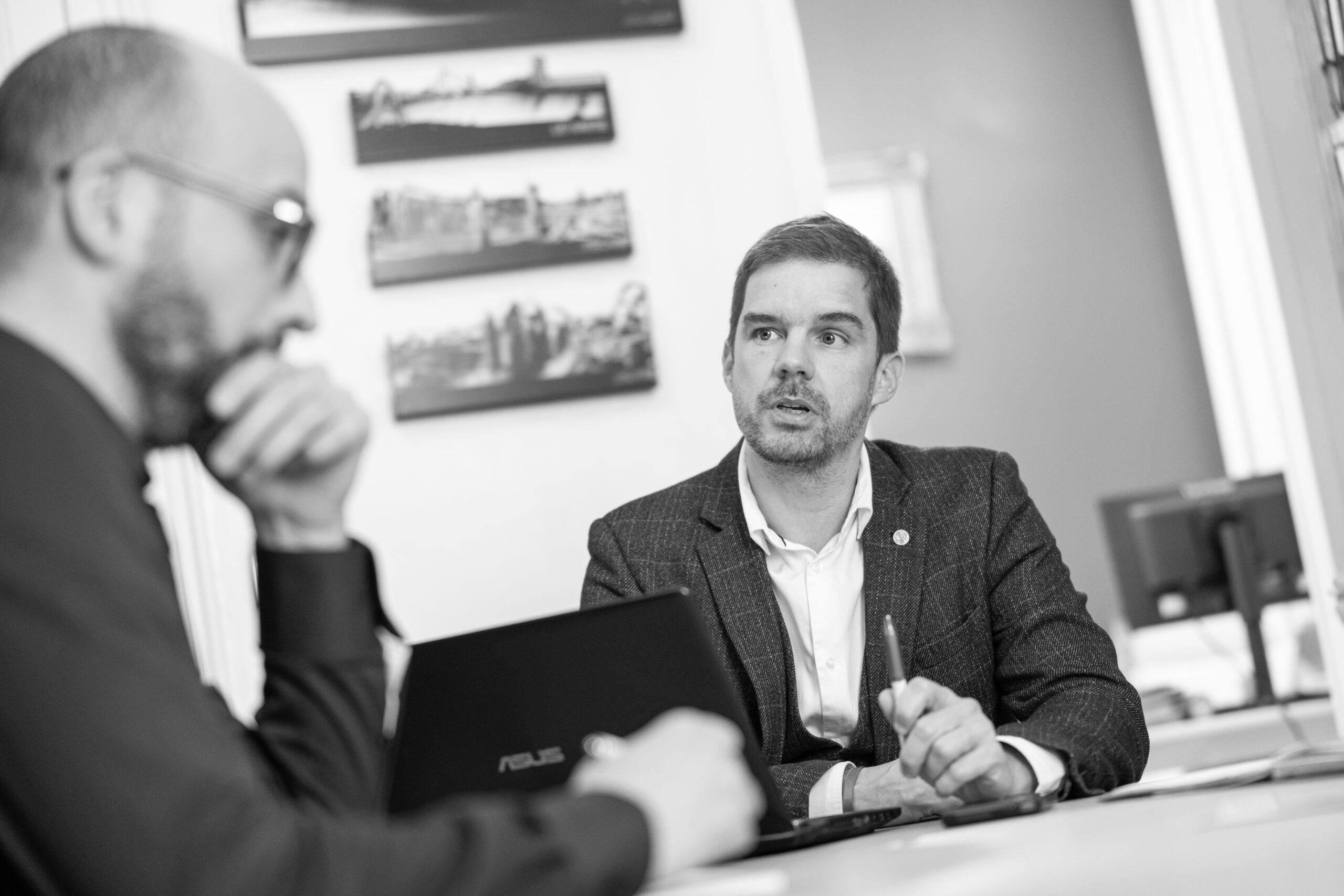 Réunion avocats maître karim berbra et maitre nicolas caporon