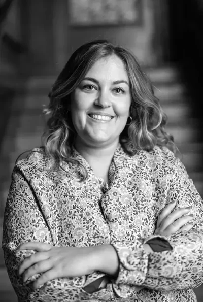 lecaab-portrait-aurelia-douteaux-avocat-associe-2 lecaab-portrait-aurelia-douteaux-avocat-associe-2